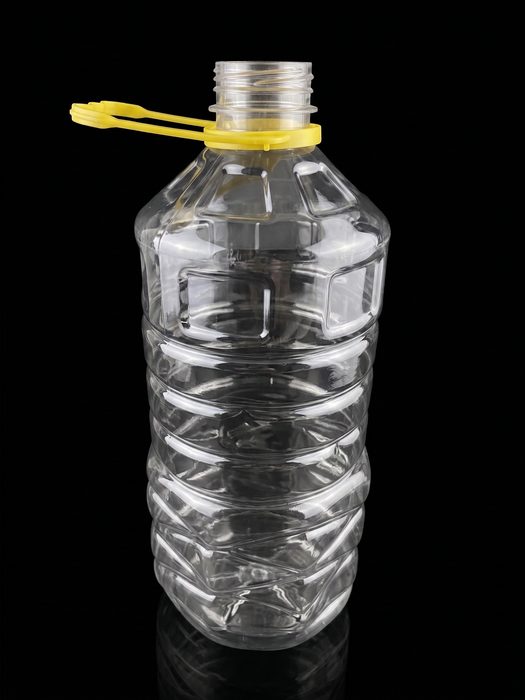 Edible Oil Bottles in PET Bottles for edible oil - manufactured by Ganpati Containers in Sri Ganganagar, Rajasthan