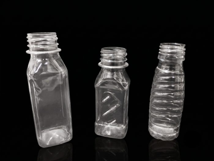 Edible Oil Bottles in PET Bottles for edible oil - manufactured by Ganpati Containers in Sri Ganganagar, Rajasthan