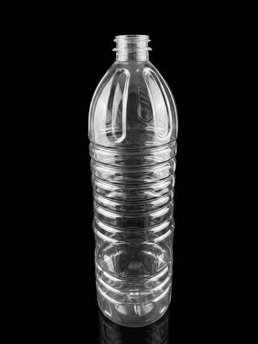 Edible Oil Bottles in PET Bottles for edible oil - manufactured by Ganpati Containers in Sri Ganganagar, Rajasthan